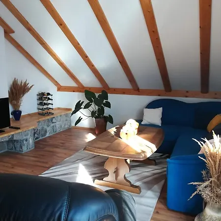 Drago Kremenjas Lägenhet